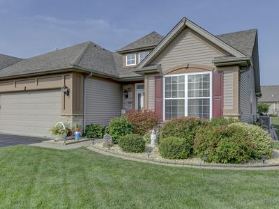 1880 Great Lakes Dr