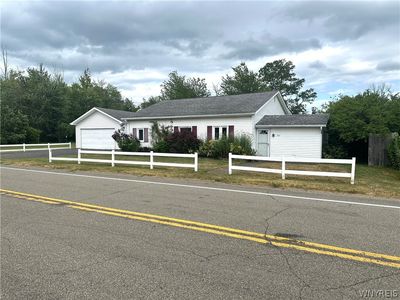Property at 7311 Sweetland Rd, Derby, NY