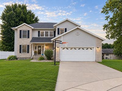 2719 Walnut Cir