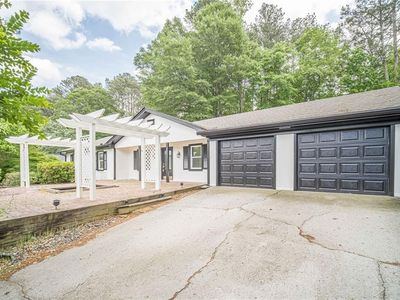 4858 Tarleton Dr