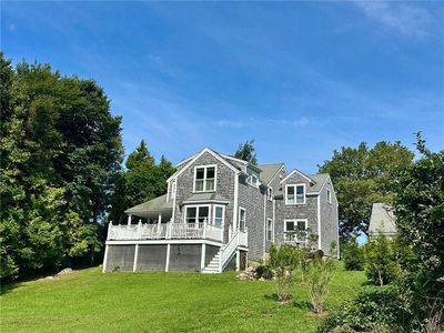 1207 W Side Rd