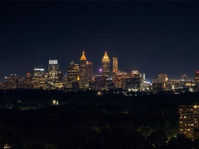 2795 Peachtree Rd NE Unit 1608