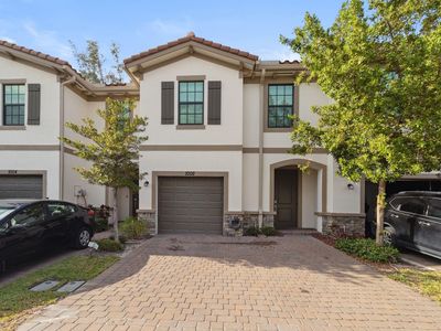 1002 SWEET BRIAR Lane