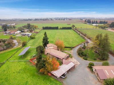 24606 N Elliott Rd