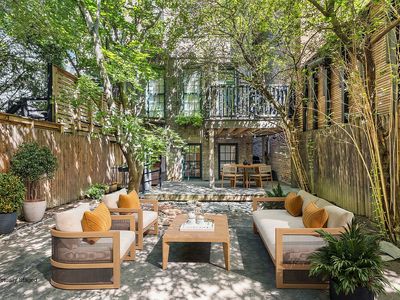 118 Waverly Pl APT 1B