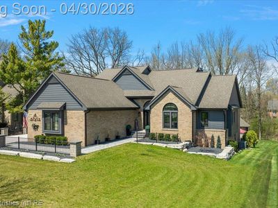 22844 Indianwood Dr