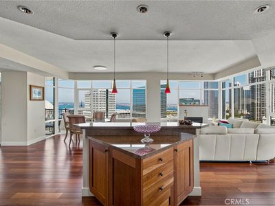700 W Harbor Dr W #1601