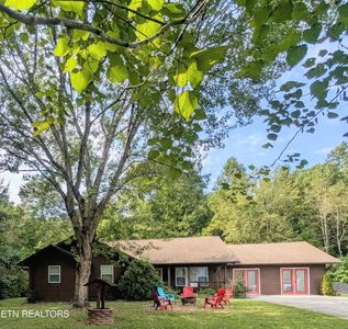 3240 Laurelwood Ave