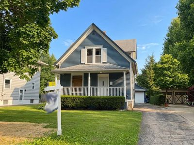 26 Monroe St