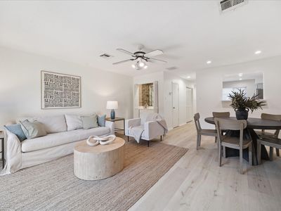 2515 Bering Dr UNIT 11