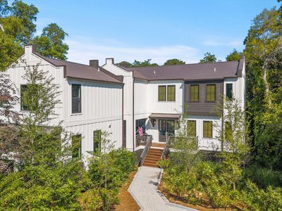 45 N Bishop Rd