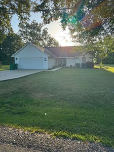 1752 Bluebird Ln