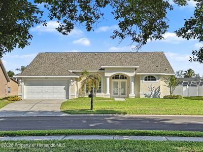7839 Roundelay Dr