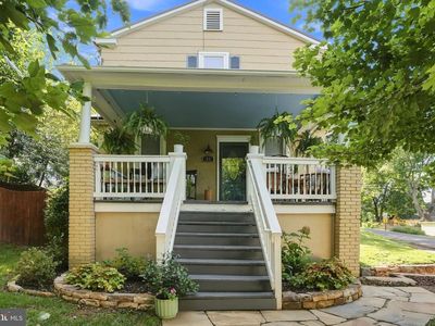 23 Fairfax St