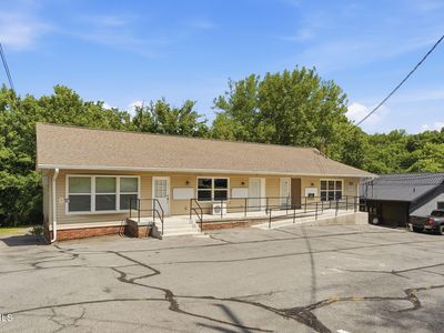 105 Brookfield Dr