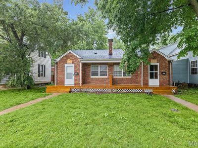 213 Brackett St