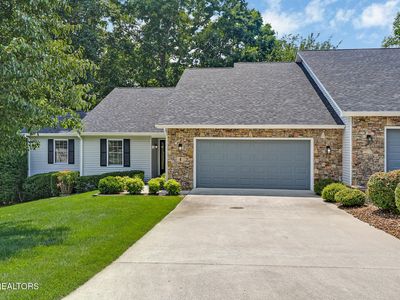 4 Augustine Ln