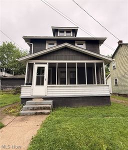13 Burton Ave NW