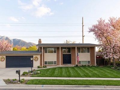 2444 Quail Run Dr