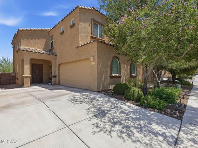 8855 E Abrams Loop