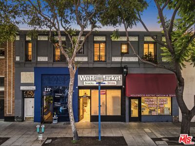 7916 Santa Monica Blvd