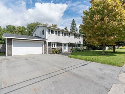 316 Bugbee Dr