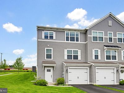 Property at 10 Southside Dr, Willow Street, PA