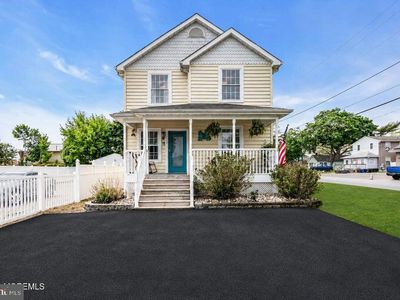 111 Chestnut St