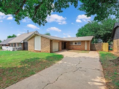 Property at 637 Redstone Ave, Edmond, OK