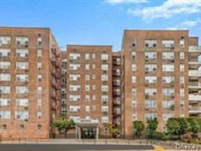 355 Bronx River Road #6I