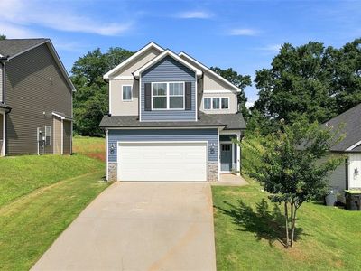 218 Rosewood Cir