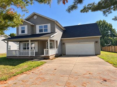 310 E Beacon Ct