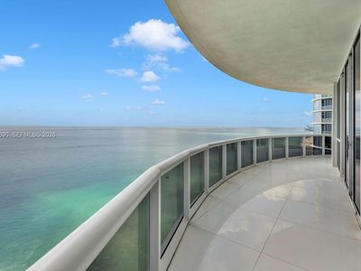15811 Collins Ave APT 3001