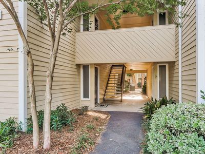 1054 Anna Knapp Blvd APT 2E