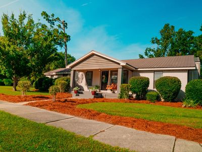 Property at 42 S Oak St, Lakeland, GA