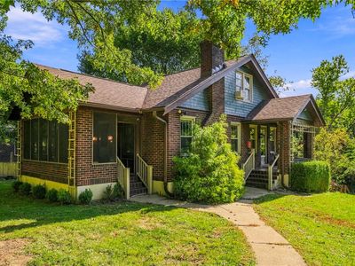 218 Elmore Rd