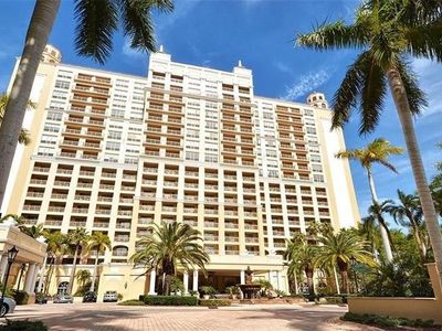 1111 Ritz Carlton Dr APT 1004