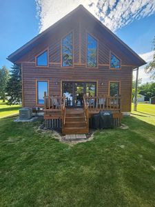 6628 Birch Beach Dr NW