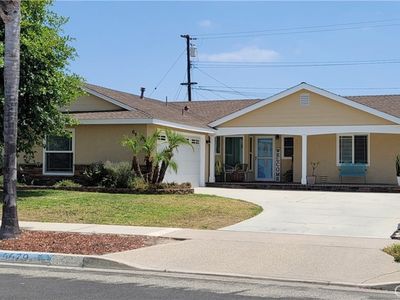 6679 Via Riviera Way
