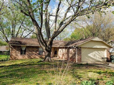 3124 E Pawnee Ct