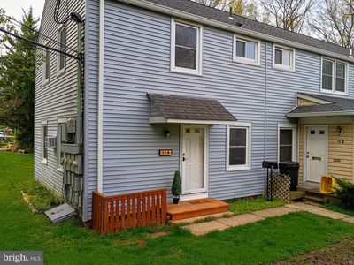 11 Hillside Rd