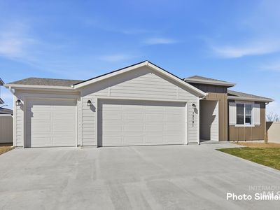15136 Lenticular Ave