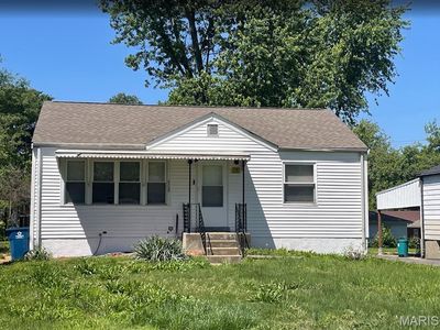 6135 Avila Dr