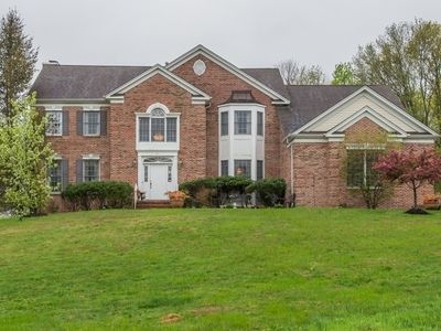 21 BONNIEVIEW LN