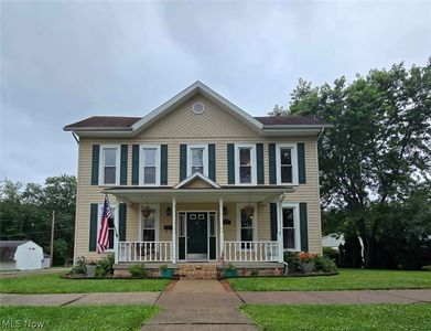 59 E Maple Ave