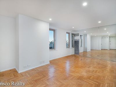 106 Central Park S APT 20B