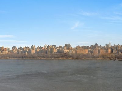 7002 Boulevard East UNIT 19A