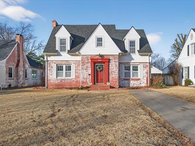 1731 S Johnstone Ave