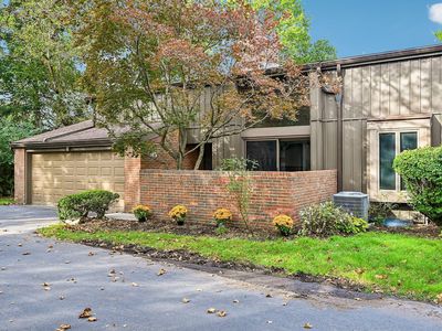95 Glen Dr