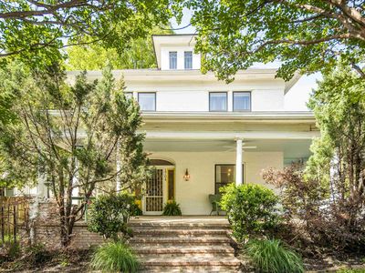 1704 Beard Pl